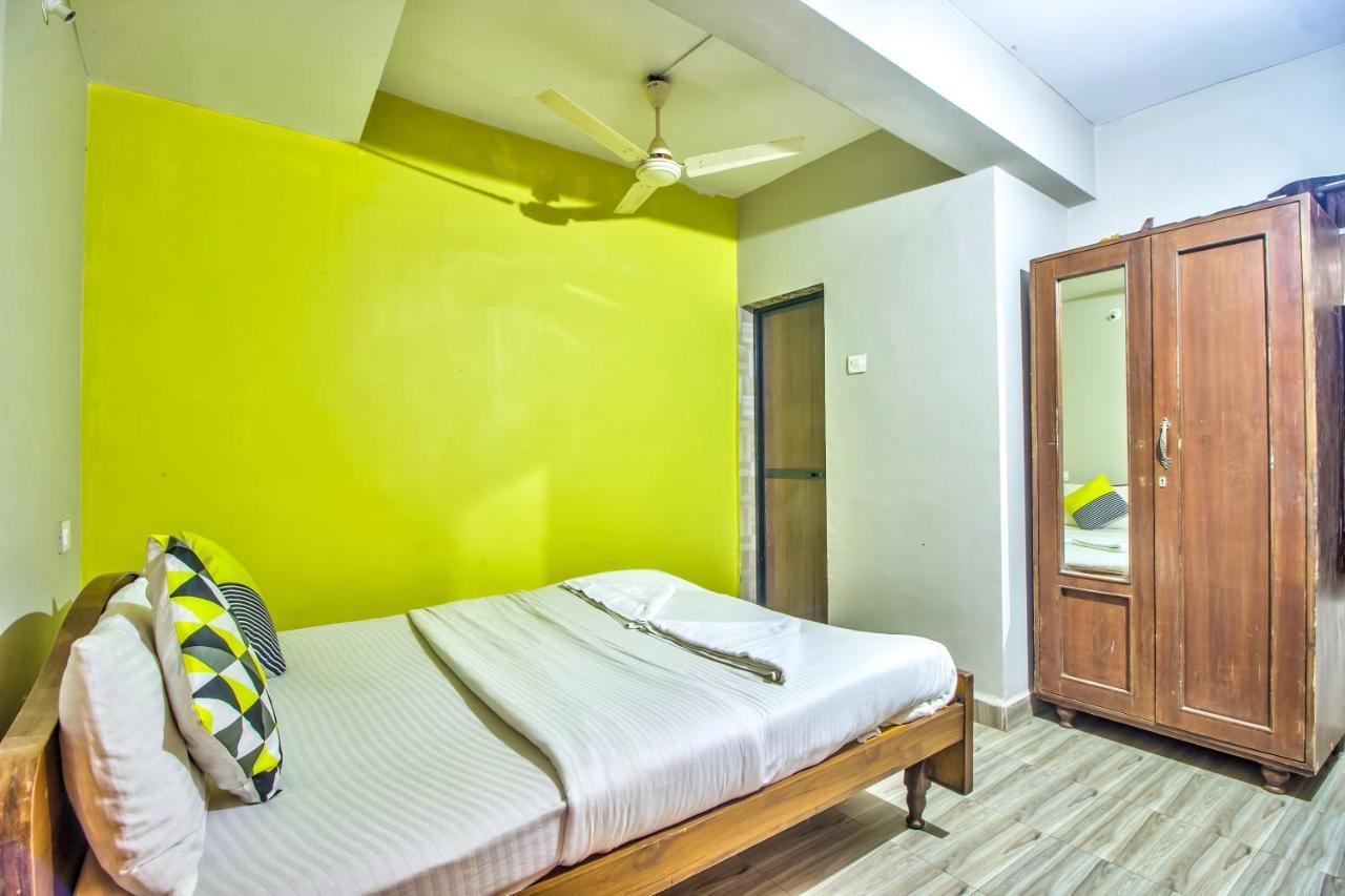 Stanleys Guest House Baga Esterno foto