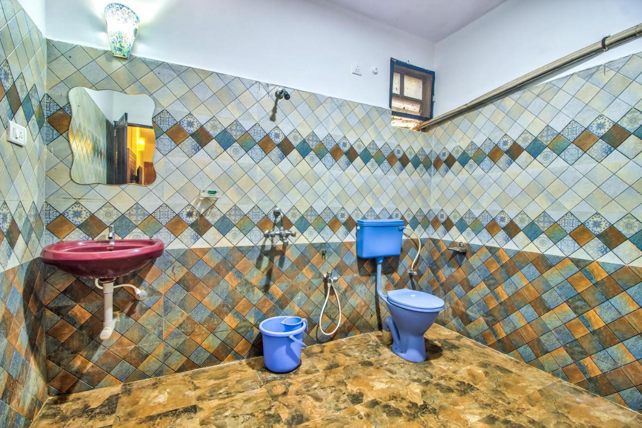 Stanleys Guest House Baga Esterno foto