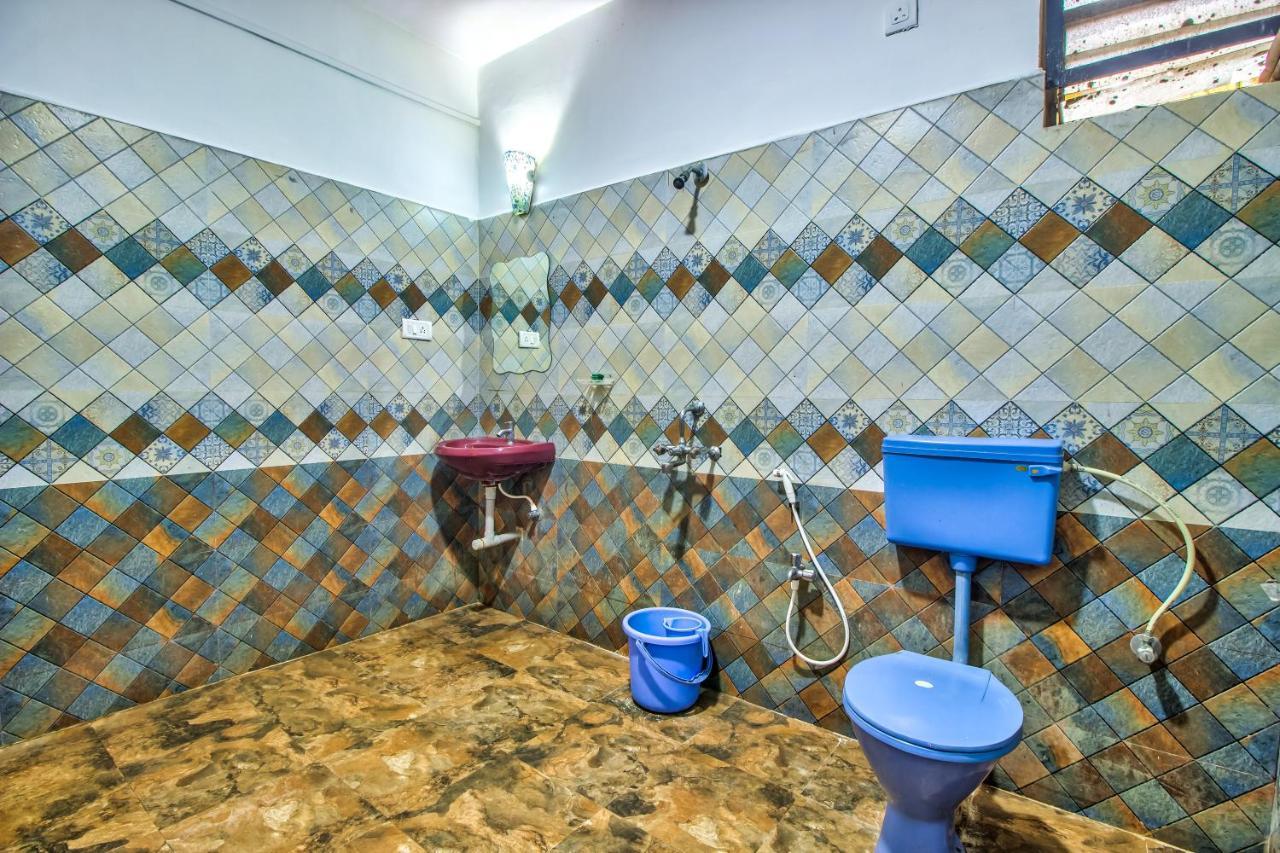 Stanleys Guest House Baga Esterno foto