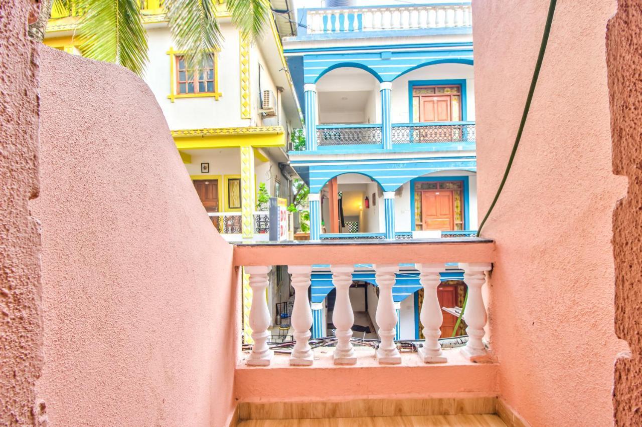 Stanleys Guest House Baga Esterno foto